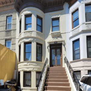 Albany St Full House