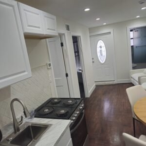 Albany St Apartment 1st Floor No.2